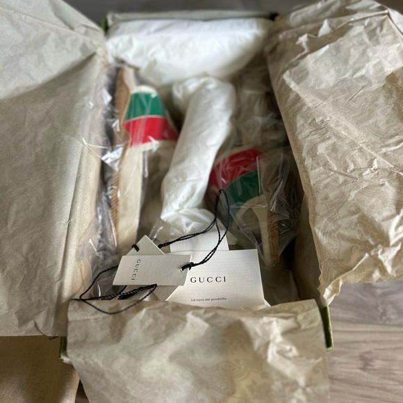 Gucci Rubber GG Interlock Slide NIB SZ 38 - Picture 4 of 16